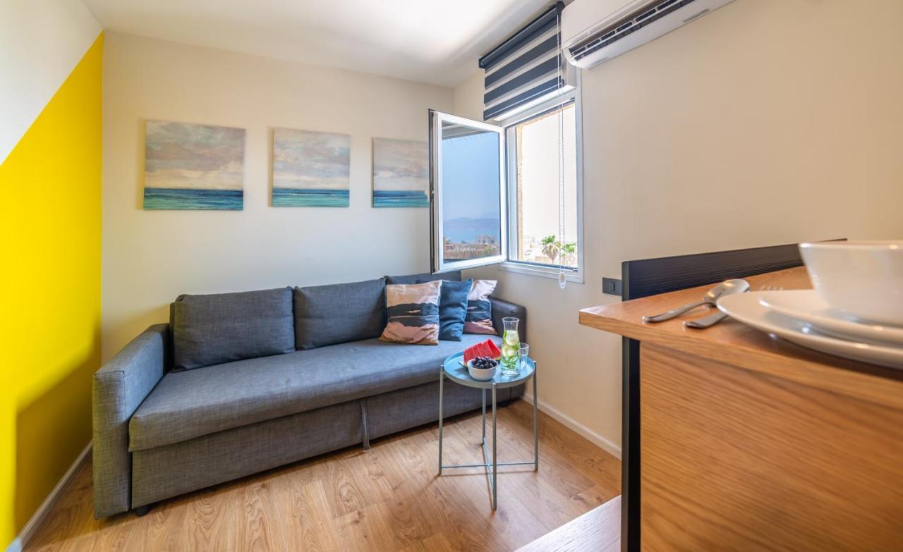 The Six Days Stylish One Bedroom Apartments Eilat Exteriör bild