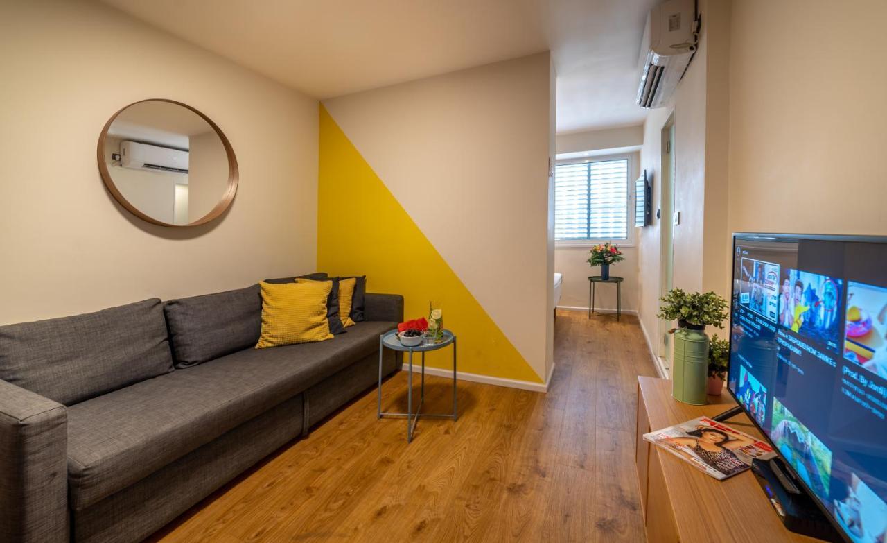 The Six Days Stylish One Bedroom Apartments Eilat Exteriör bild